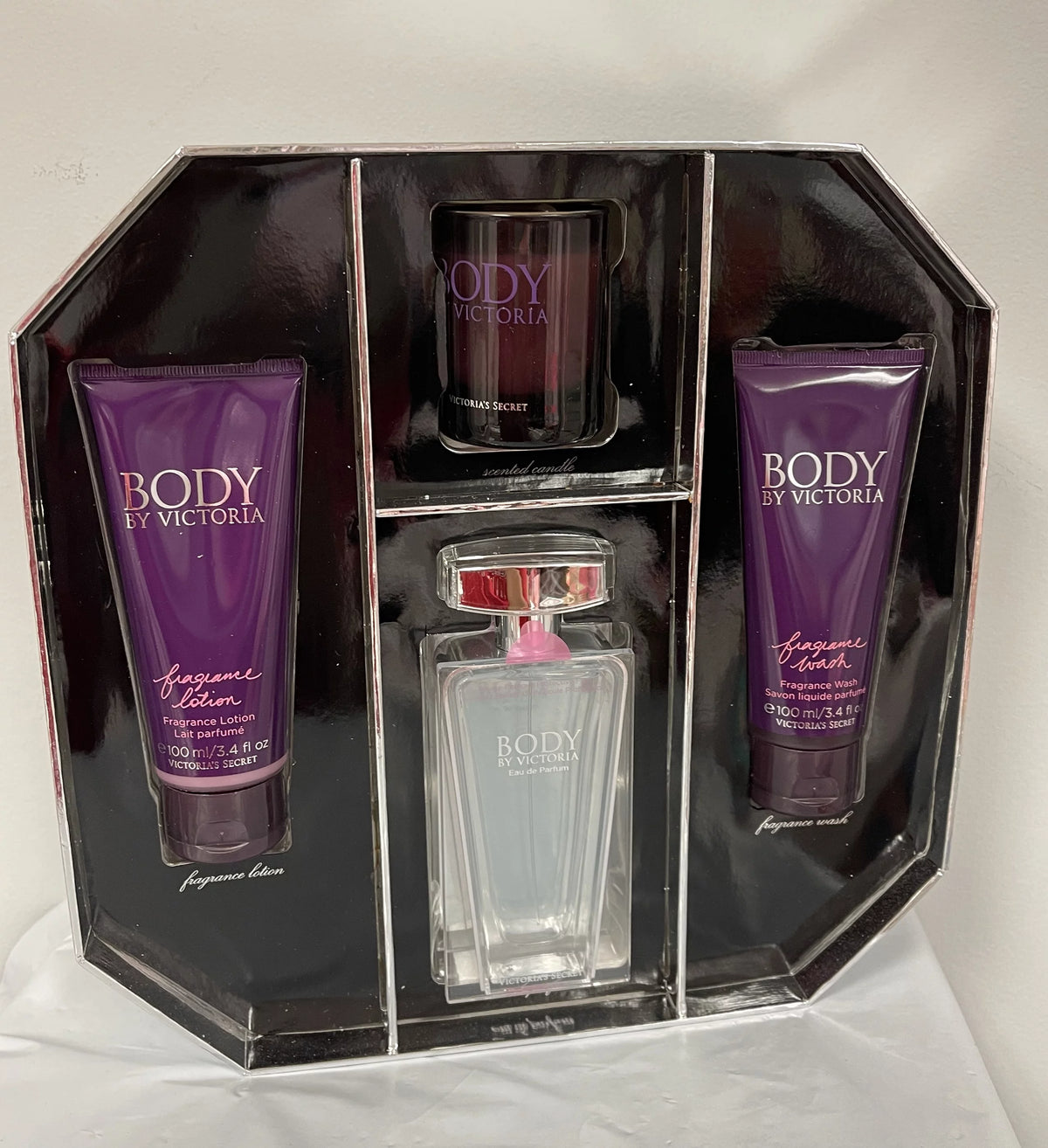 Eau De Parfum Gift Set Fragrance Lotion Body Wash Candle M9312