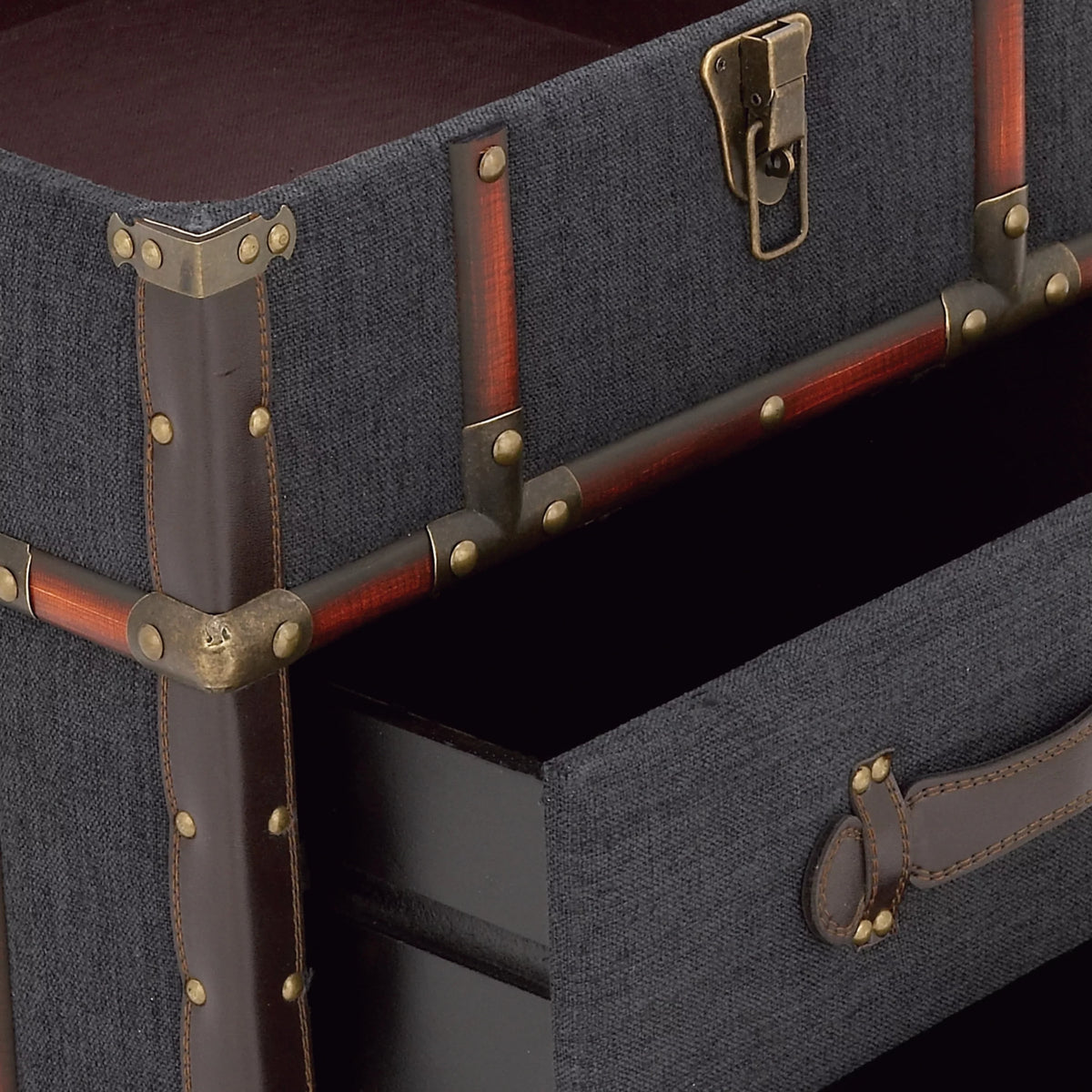 Brown Traditional Wood Storage Trunk Chest J8536