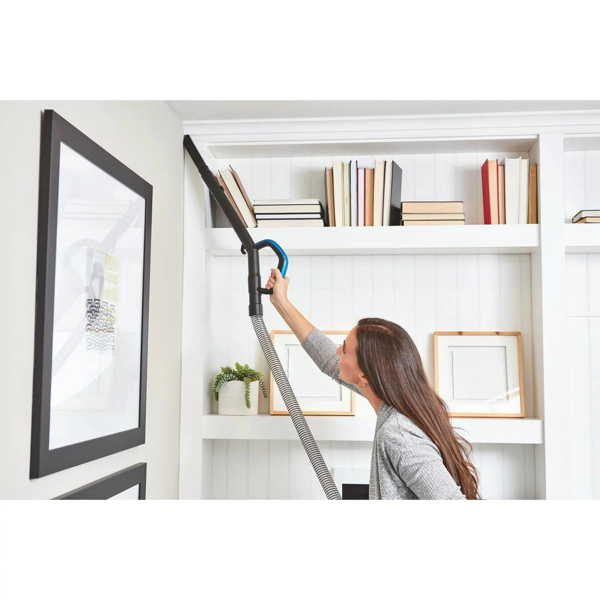 Upright Multi-Surface Vacuum with Swivel Steering N881372