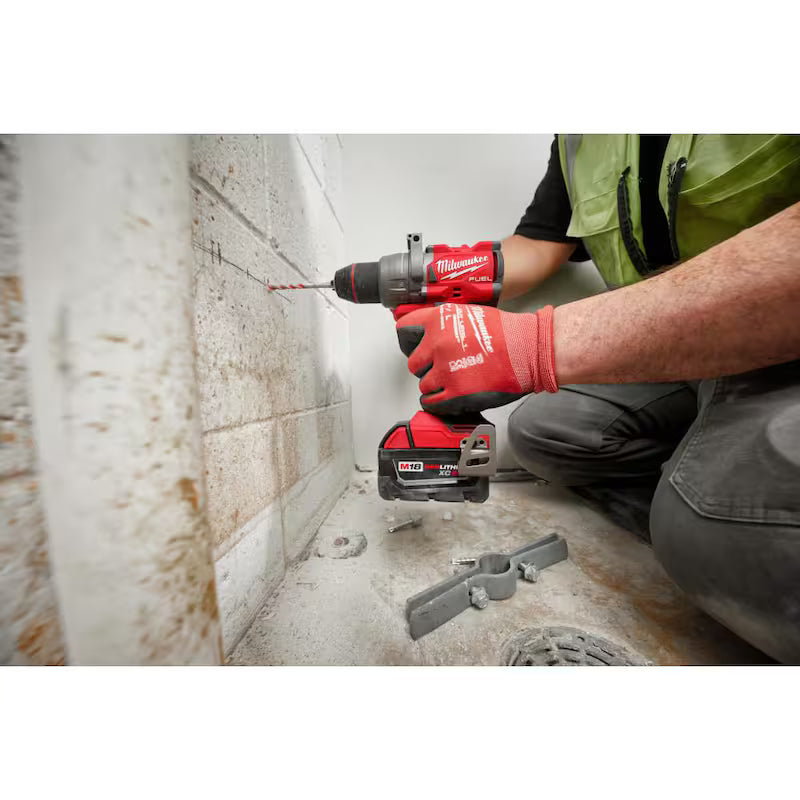 18V Lithium-Ion Brushless Cordless 1/2 in. Hammer Drill/Driver Q616812