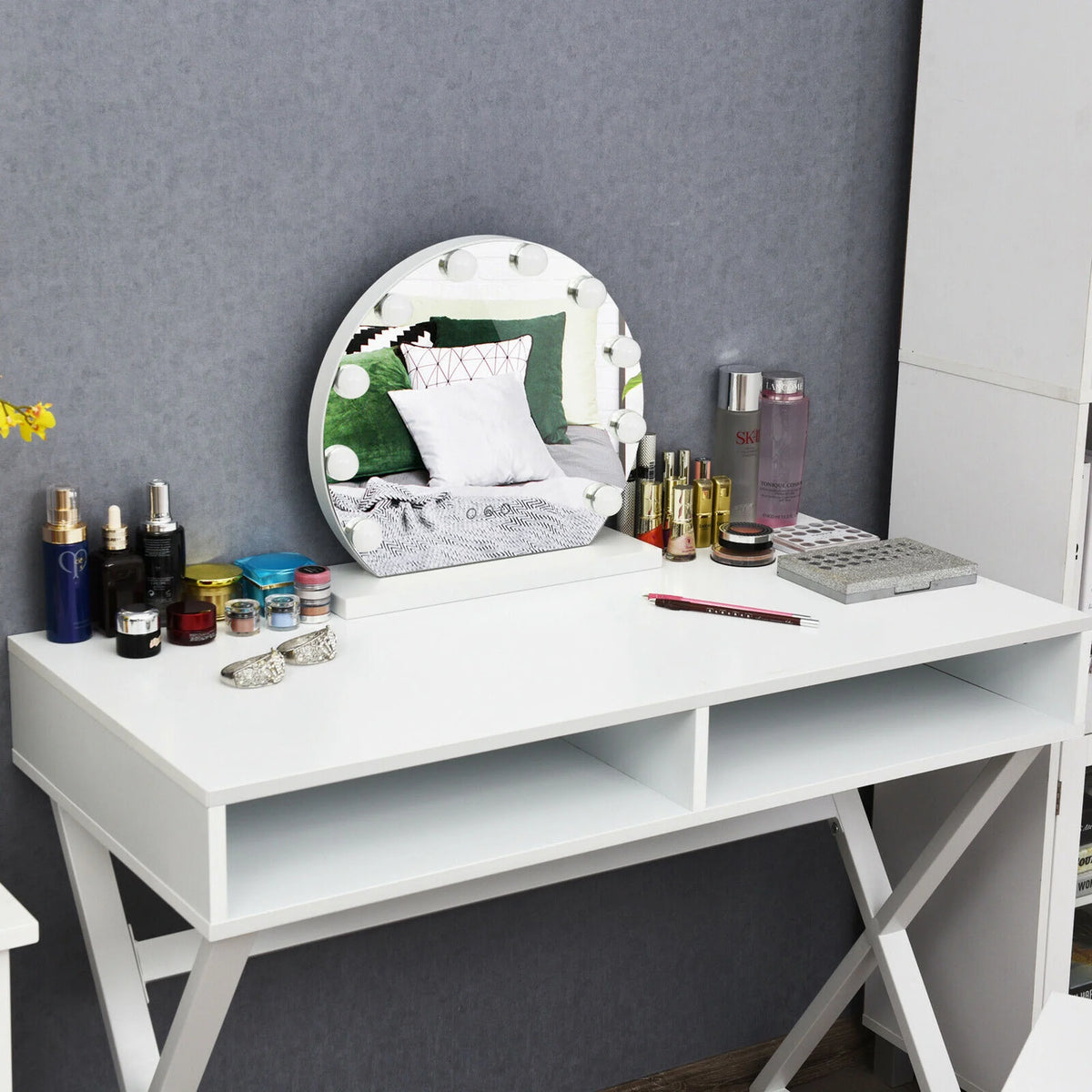 Modern Computer Desk Writing Desk Vanity Table with Storage C542