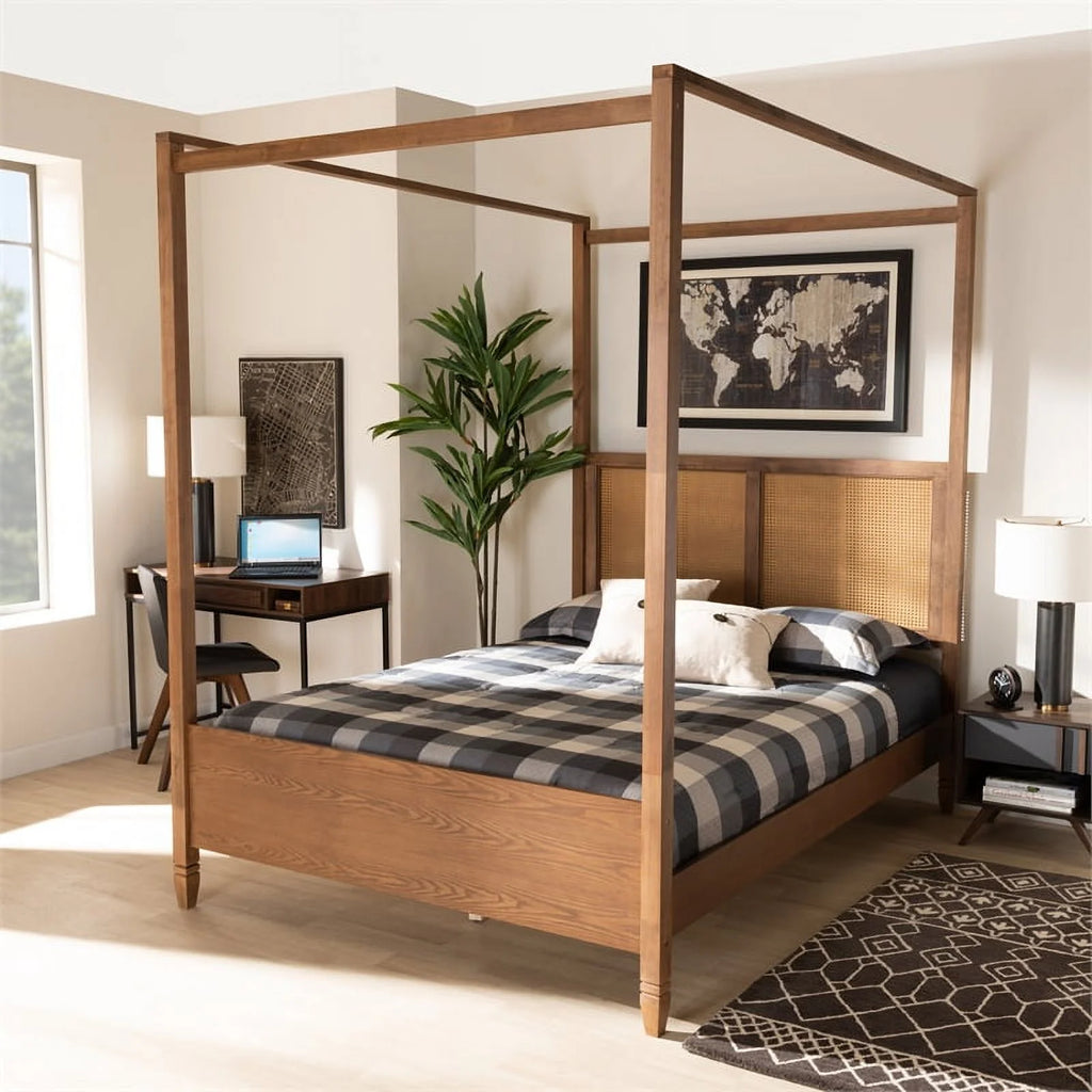 Brown Finished Wood Queen Size Canopy Bed D196