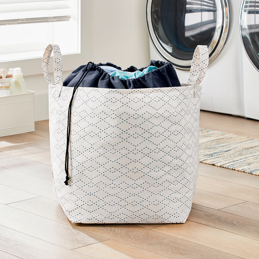 2 Pack White Black Drawstring Laundry Tote R7081
