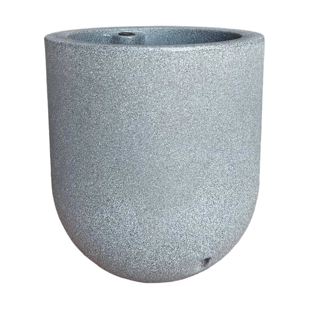 11 in Cylindro Plastic Planter R637