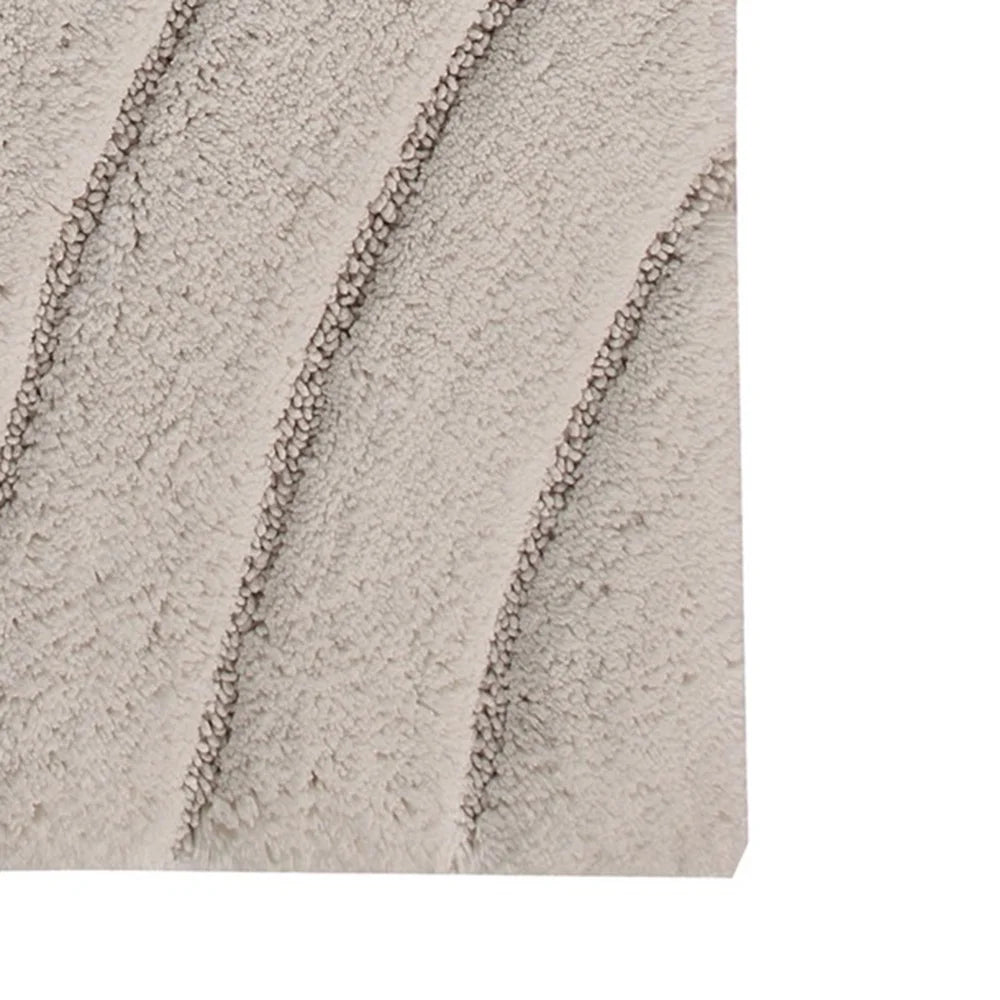 Ivory 17 x 24 Non Skid Bath Rug O66026