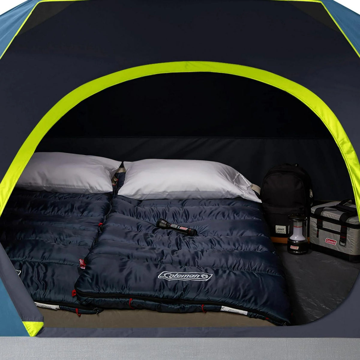 4-Person Camping Tent E834213