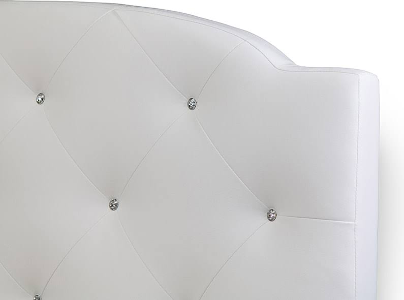 Queen White Leather Bed K256081
