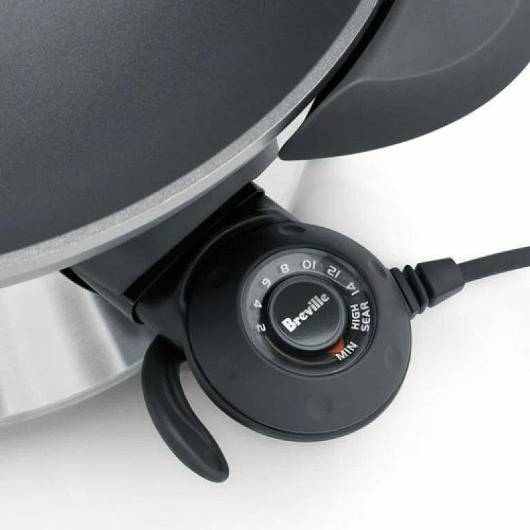 1800W 8-Quart Wok M579710