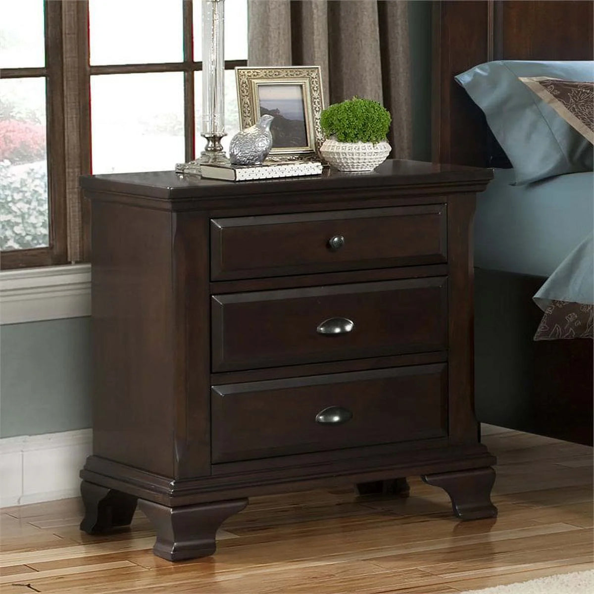 3 Drawer Nightstand in Cherry E62931