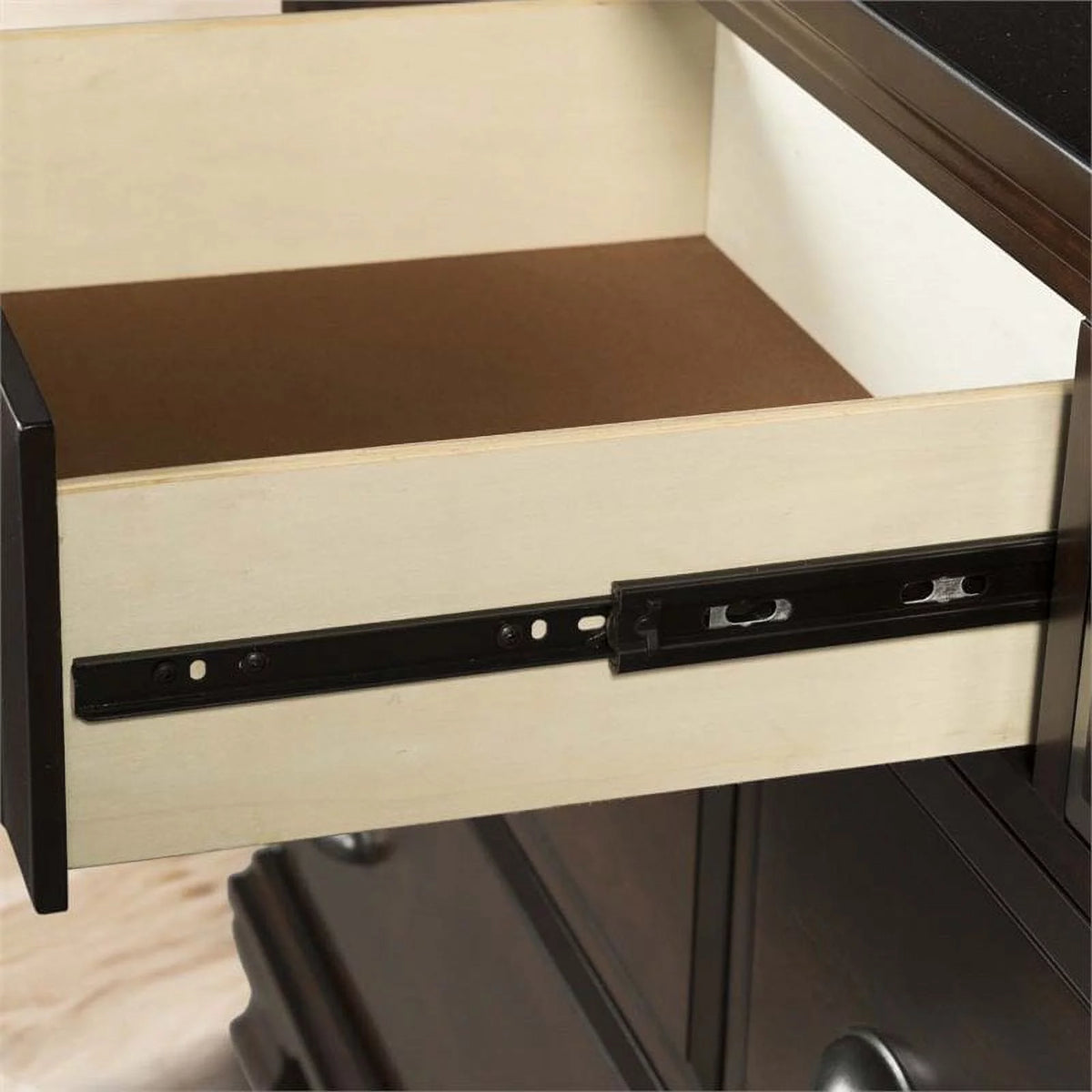 3 Drawer Nightstand in Cherry E62931